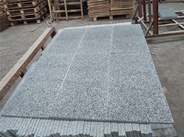 Light grey granite G603 floor tiles supplier