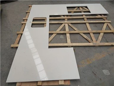 Arbeitsplatte aus Carrara-Wolkenquarz