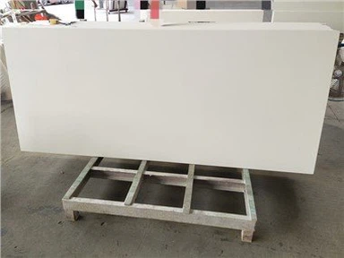 Küchenarbeitsplatte aus weißem Quarz