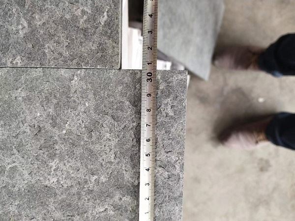 black granite flamed finish for floor