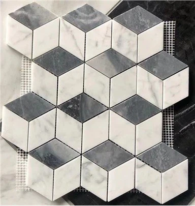 Weiße und graue Marmormosaikfliesen