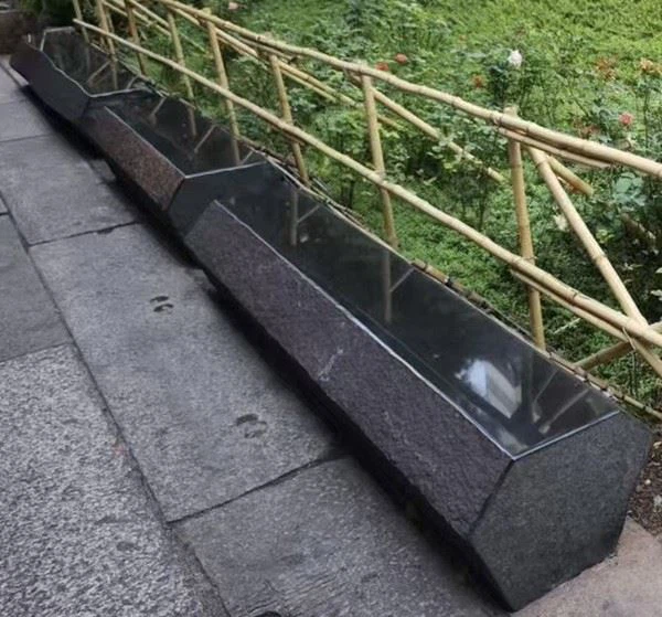 Black Stone Benchs