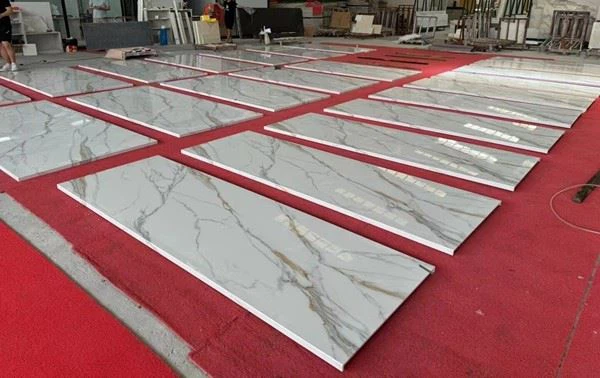 Gold Calacatta Quartz Countertop