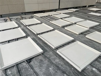 Weiße Kalkstein-Wandverkleidung